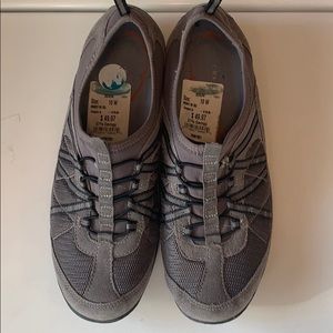 Sketchers gray and black slip ons